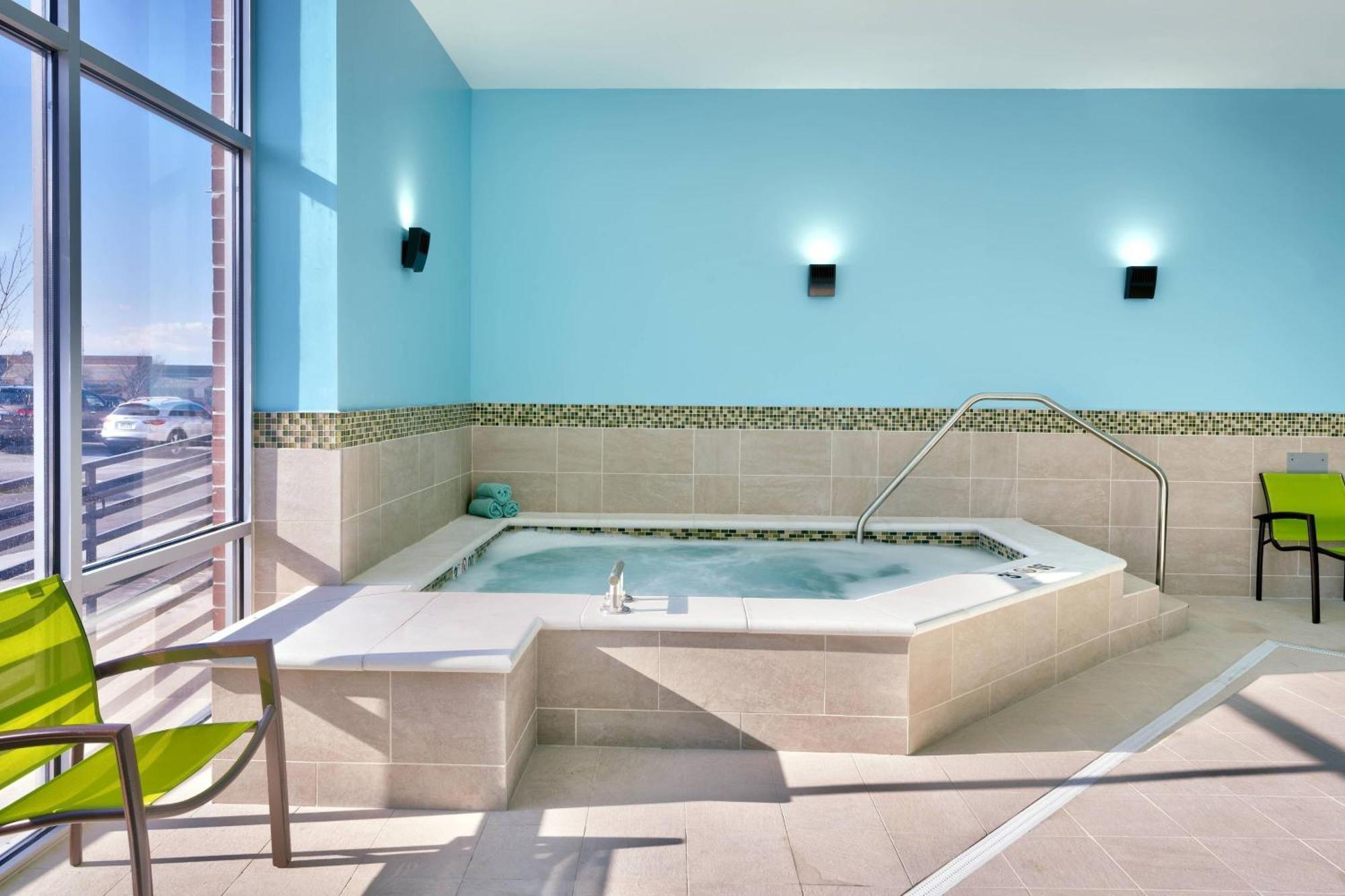 Springhill Suites By Marriott Salt Lake City Sugar House Bagian luar foto