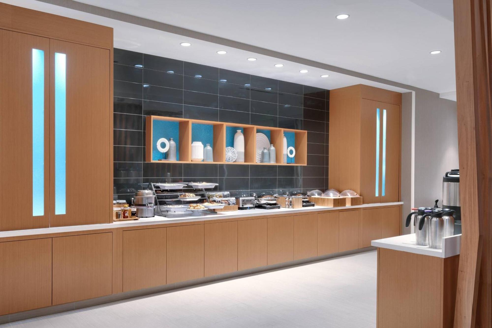 Springhill Suites By Marriott Salt Lake City Sugar House Bagian luar foto