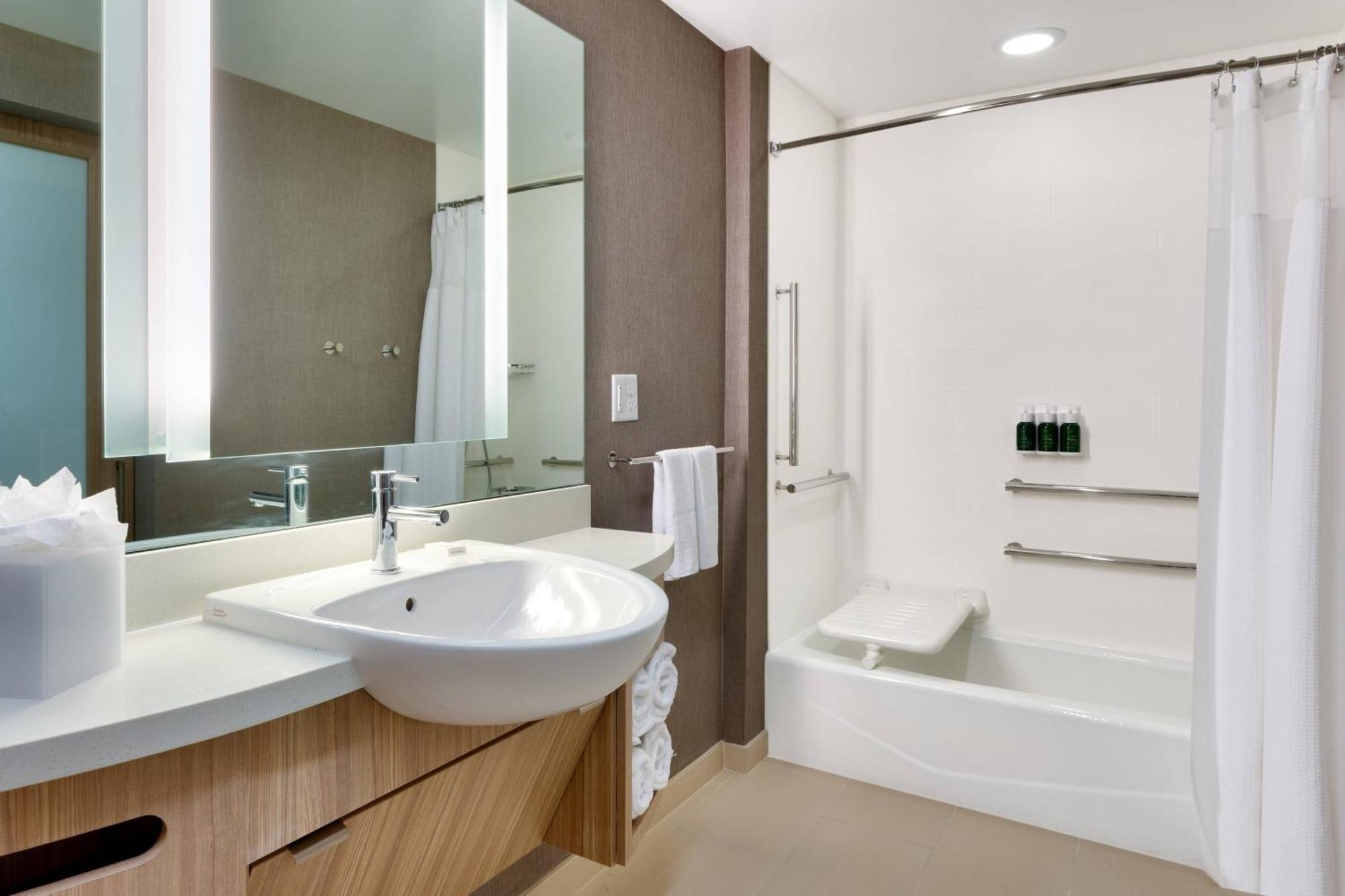 Springhill Suites By Marriott Salt Lake City Sugar House Bagian luar foto